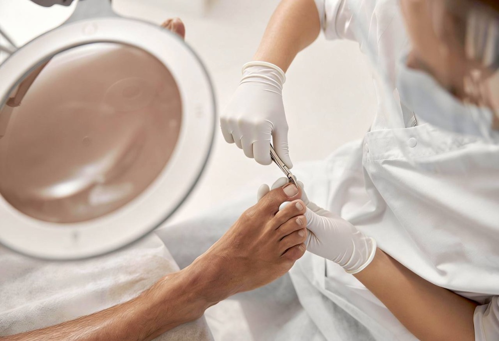 Педикюр мужской