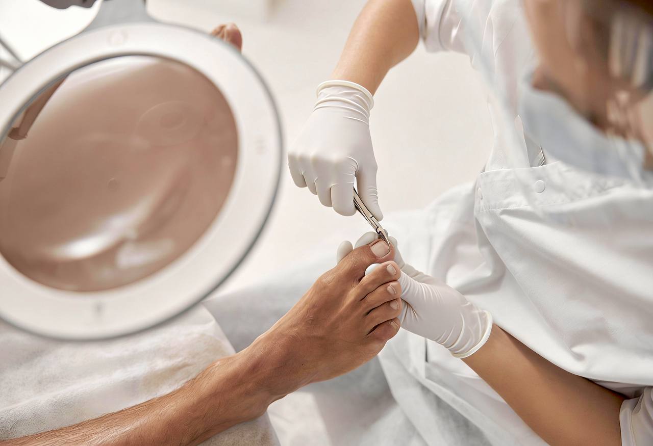 Педикюр мужской